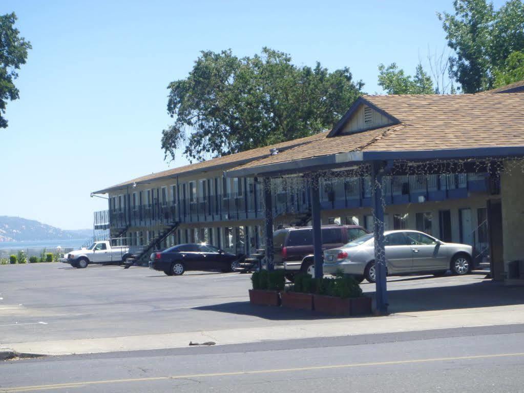 Regency Inn Lakeport Екстер'єр фото